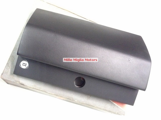 Lancia Glove Box Door lid w/Hinge (Beta Zagato) 82399395 8236778
