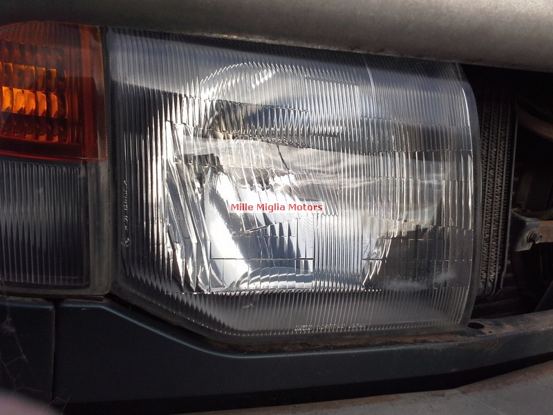 Mitsubishi Pajero drivers side head lamp light